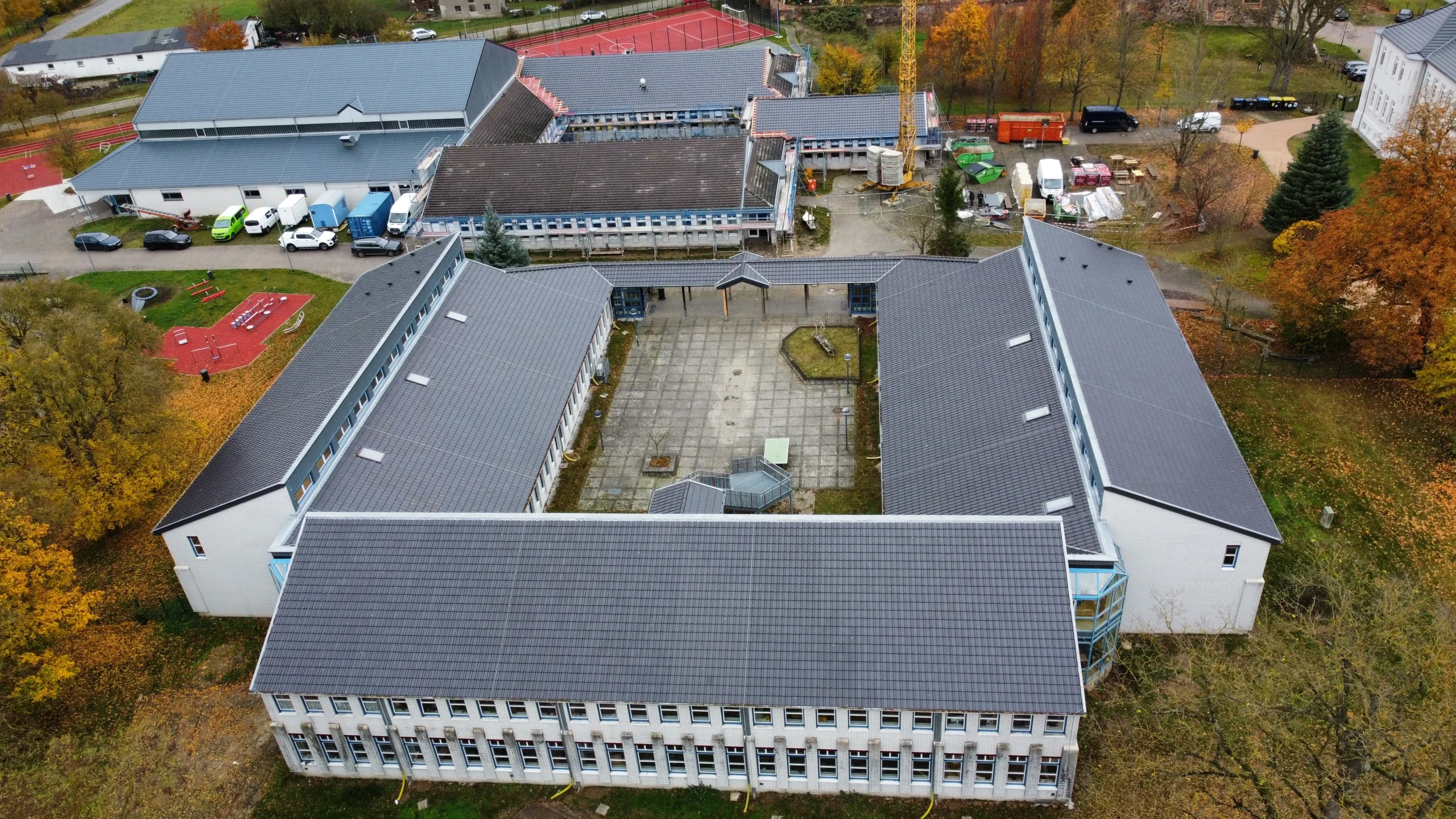 Dachsanierung Schule in Gützkow